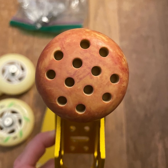 Golden Horse In-line Skates - Picture 2 of 9